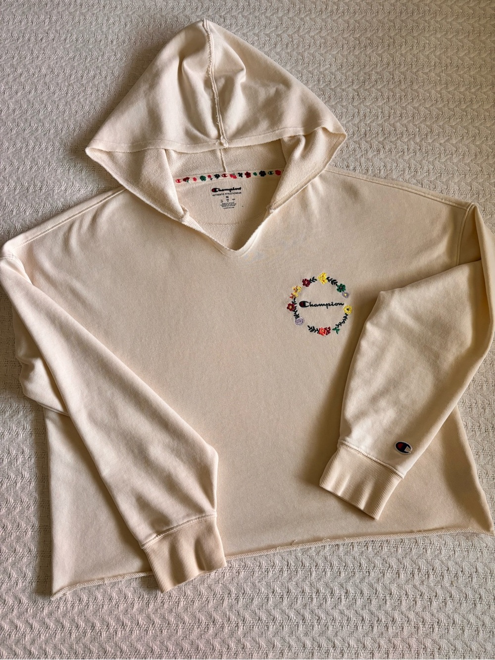 Champion Floral Embroidered Hoodie Sweatshirt Cream Ivory Size M